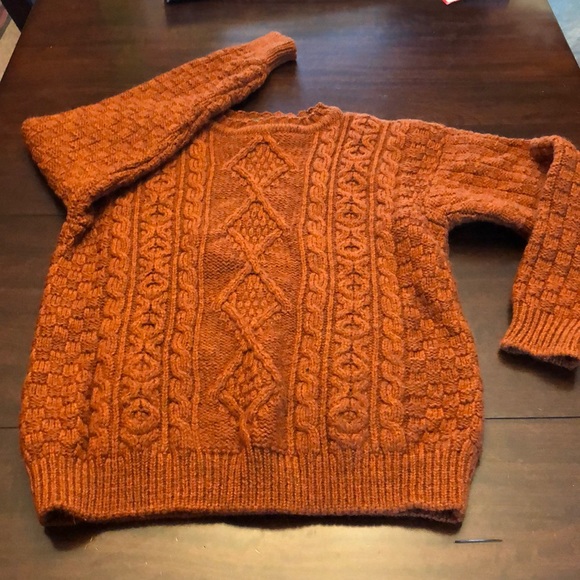 Cabela's Sweaters - Cabelas 100% wool sweater. Rustic brown